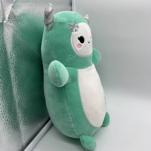 Squishmallows Yollie the Yeti "Hug Me" 12-inch Plush - NWT - Picture 5 of 13